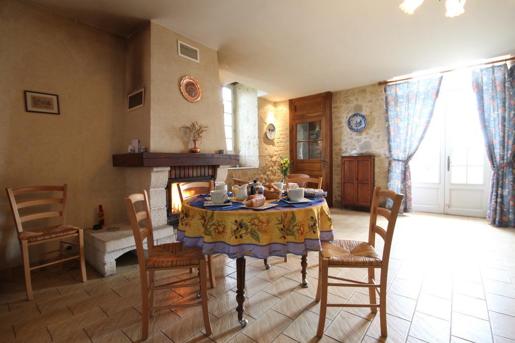 Appartement Manoir de Rouillé à Saint-Aubin-d'Appenai Extérieur photo